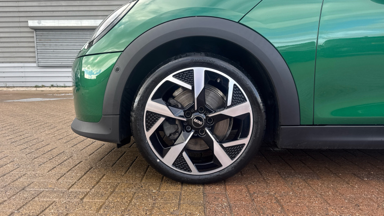 MINI Cooper 1.5 C Exclusive 5dr Auto Petrol Hatchback